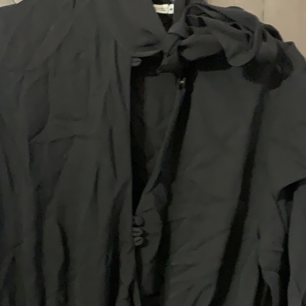 Chic Long Sleeve Black Dress - Picture 4 of 5